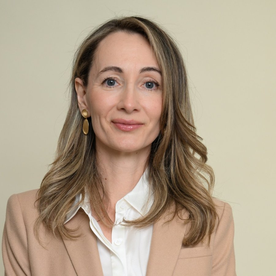 Lana Sinitsyna, EA — Enrolled Agent and founder of Ledger Lane Advisors, small business accountant in Los Angeles